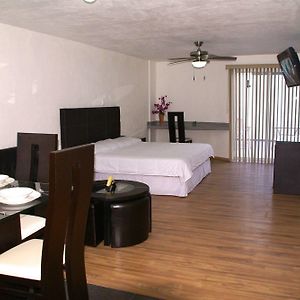 Suites Dioh